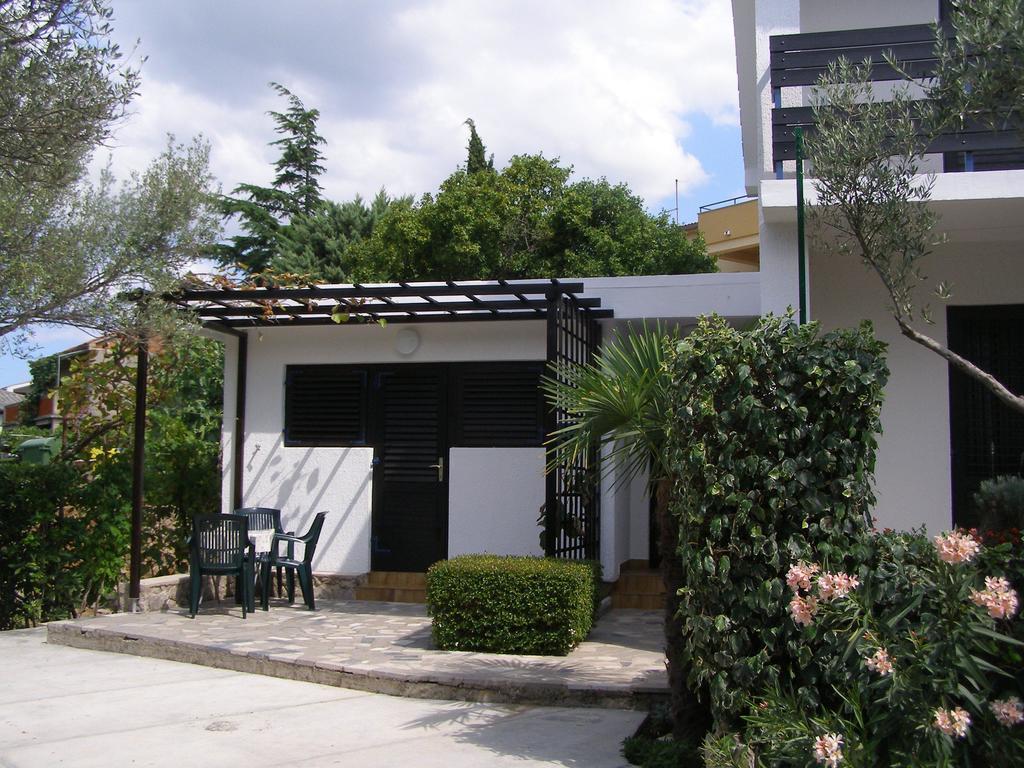 Apartments Dunoti Krk Town Pokoj fotografie